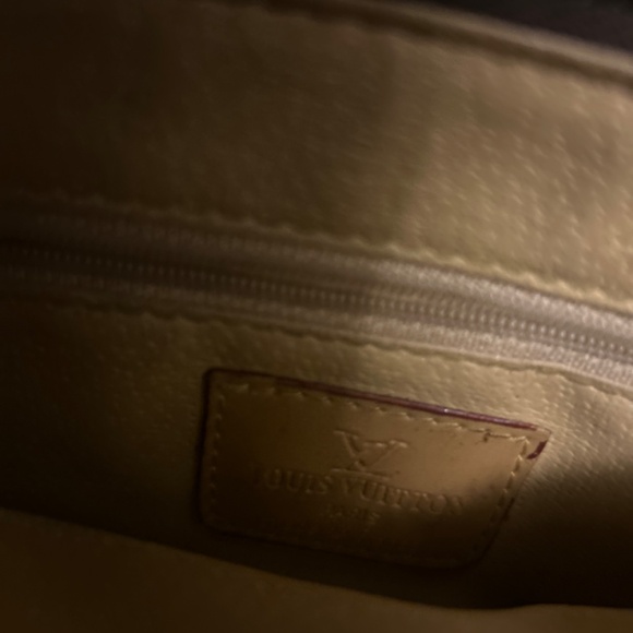 Mini Louis Vuitton bag - Picture 2 of 2